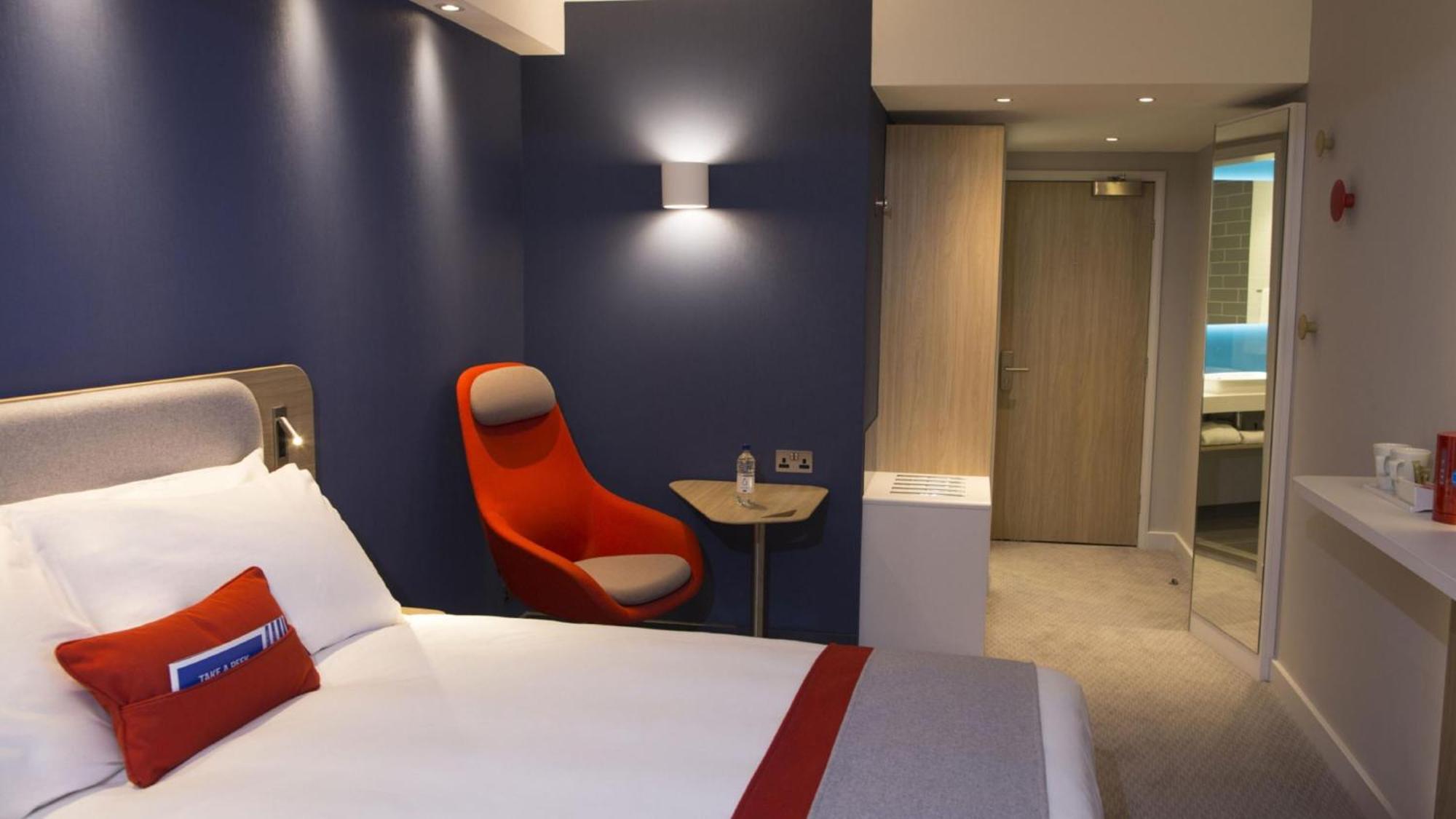 Holiday Inn Express - Nice - Grand Arenas By Ihg Ngoại thất bức ảnh